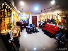 -艺桉余音琴行(火神庙分店)
