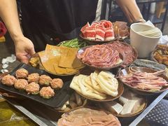 -黄潇洒老火锅(九眼桥宏济巷店)