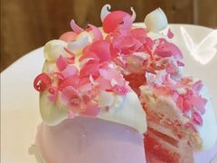 春樱白桃雪山蛋糕-星巴克(重庆新天泽国际广场店)