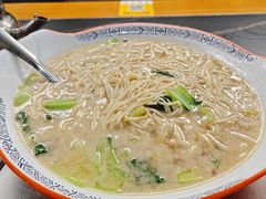 -小山羊功夫串·泰安烧烤·海鲜小炒老地摊店