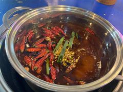 -马路边边串串香形象店(磐石路店)