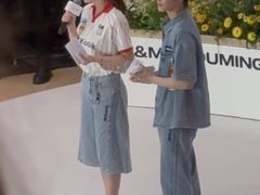 -上海世纪汇广场