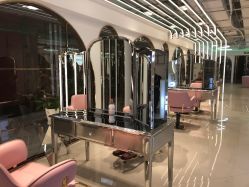 -BULB STUDIO 巴柏明星发型工作室