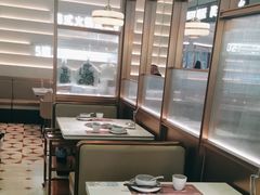 -洪氏嗨捞·广东猪肚鸡·椰子鸡火锅(西咸万象城店)