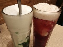 斑斓生椰冰沙-佰搭果·广式茶餐厅(西华路店)