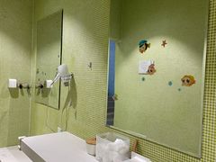 -爱睿思儿童早教亲子游泳(万象城店)