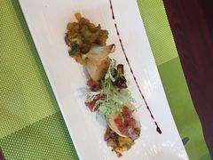 -香格里拉鱼跃地中海西餐厅·牛排披萨