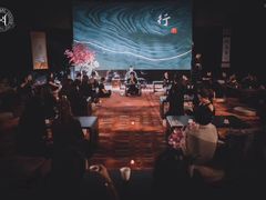 -上海滴水湖皇冠假日酒店