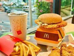 -麦当劳(伟城广场店)