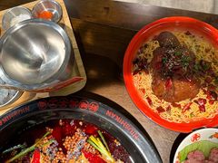 -牛市坎火锅(建设路店)