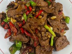-湖南人家湘菜馆(镇江路店)