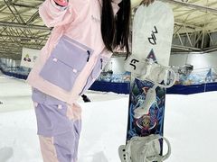 -乔波室内滑雪场