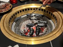 -山川小町·极番烧肉(新地假日广场店)