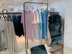 -COS(月星环球港店)