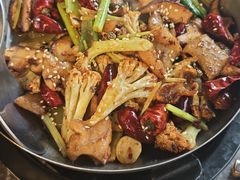 -渔语鱼新川菜Bistro(万象天地店)