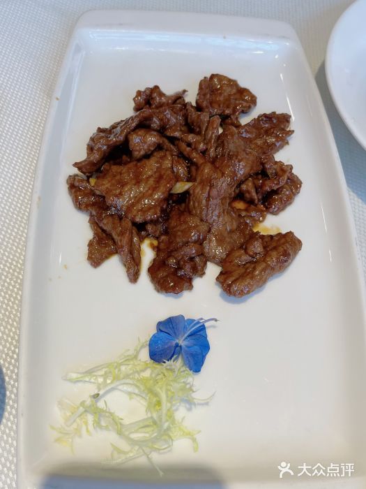 新雅粤菜馆(南京东路店)蚝油牛肉图片