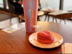 草莓甜馨蛋糕-星巴克(来福士2F店)