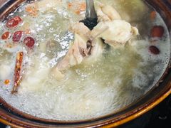 -花苑美食横琴生蚝火锅(拱北粤华路店)