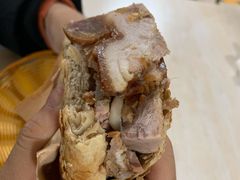 烧饼夹肉-洪峰浩老北京烧饼夹肉(角门路店)