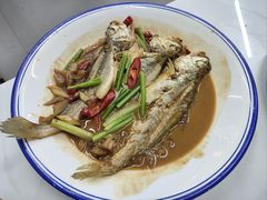 黄花鱼酱油水-阿里元老宋海鲜大排档(明发店)