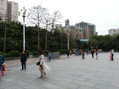 -英雄广场