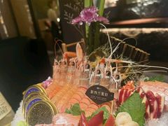 -雍容荟活波龙自助餐(IFS黑金店)