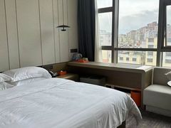 -雲宜贵宾舍酒店(深圳龙东地铁站店)