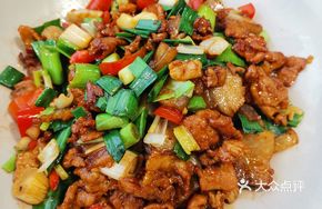 Qin Pepper Stir-Fried Pork