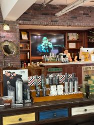 -BarberKiNG男士理发馆Barbershop