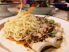 -渝人制造创意餐厅