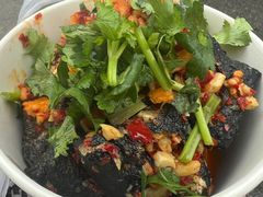 -黑色经典臭豆腐·湖南特产(步行街店)