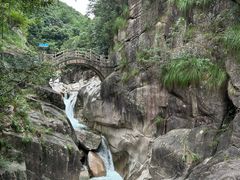 -鄣山大峡谷