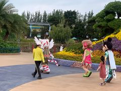 -七彩云南欢乐世界