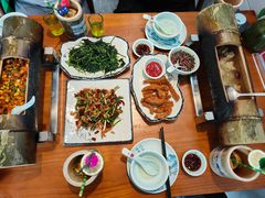 -梁姐啤酒鱼(兴坪古镇店)