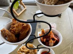 小吃拼盘-大堂酒廊·亚龙湾万豪度假酒店