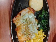 蒜香鸡排-萨莉亚意式餐厅(国和1000店)