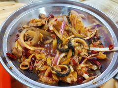 【宵夜档】老桂林啤酒牛杂-喜半仙·牛八宝·两江米粉酒(普陀路店)