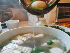 香菜鱼圆汤-双塔老饭店