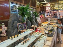 -大中华希尔顿酒店-念自助餐·嗨啤·小龙虾