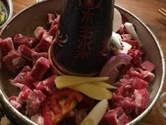 -毛辣果·贵州红酸汤牛肉火锅(西单店)