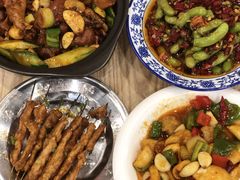 -江城燕子大排档(江汉路步行街店)