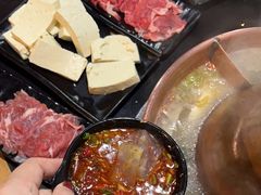 -果松木炭酸菜铜火锅·外婆参鸡汤