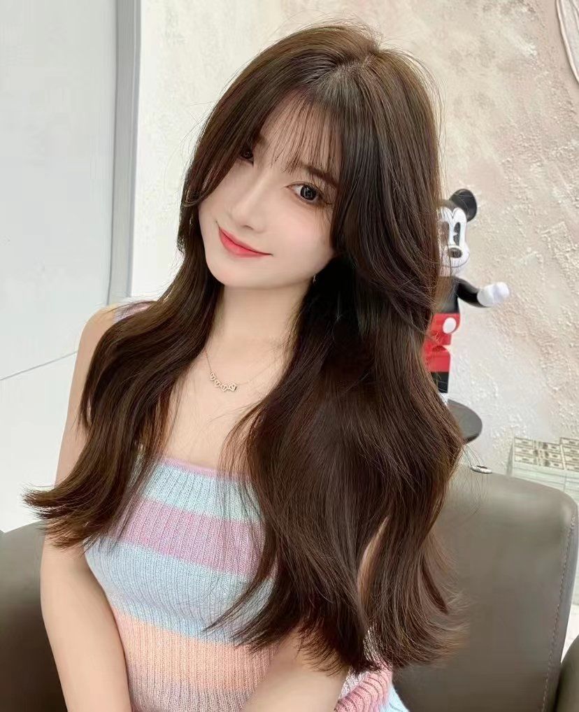 网红八字刘海法式刘海 这个是乌梅子酱发色吗