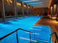 -成都华尔道夫酒店游泳池