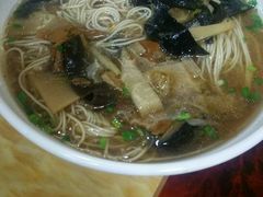 -老陆稿荐(西中市店)