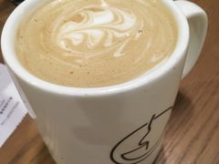 -新华里咖啡书吧(新华书店小寨店)
