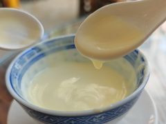 -周大娘牛乳(旧寨古村总店)