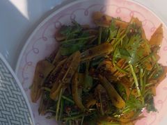 -嗨辣小聚·盘锦河蟹·海鲜烧烤龙虾(盘锦十年好店)