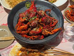 -肥肥虾庄·金牌油焖大虾(汉街SKP店)