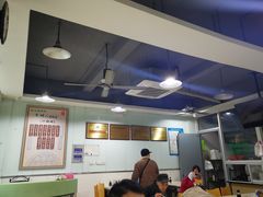 大堂-绿杨馄饨临顿路店